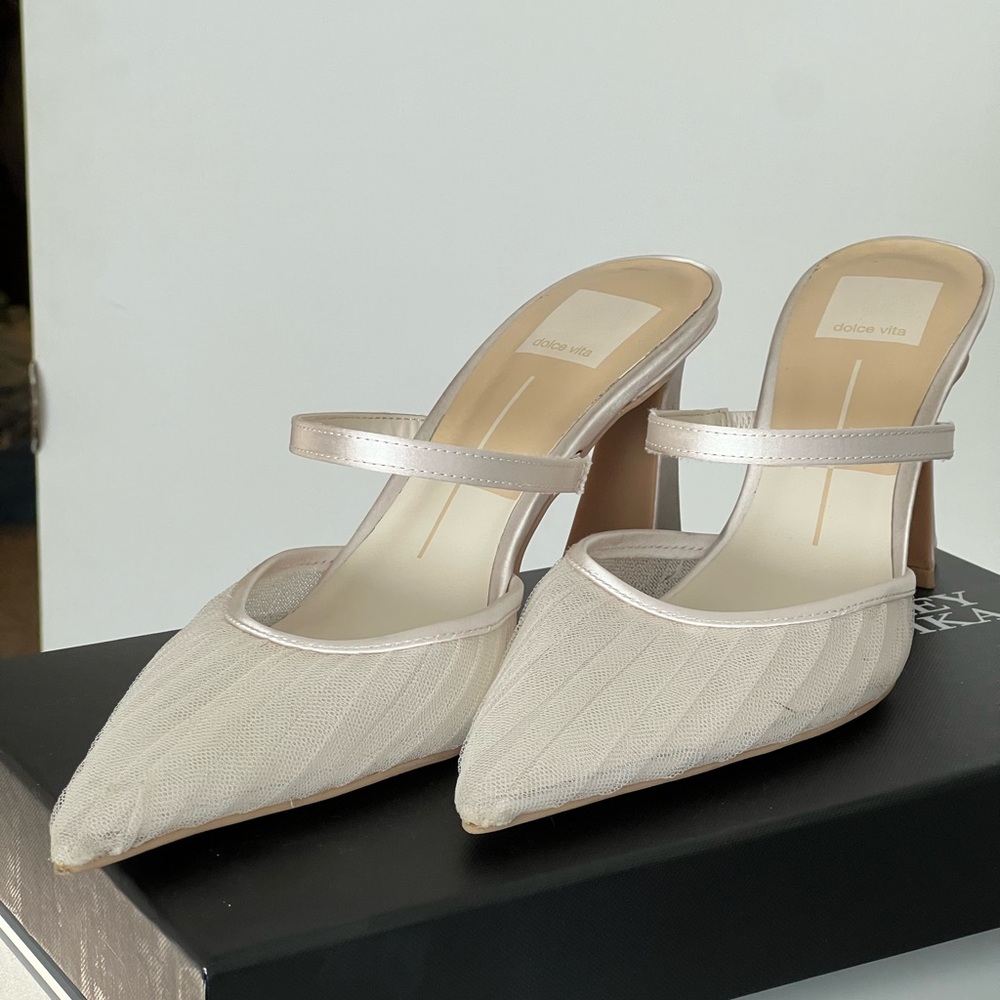 Dolce Vita Women's Elegant Beige Heels